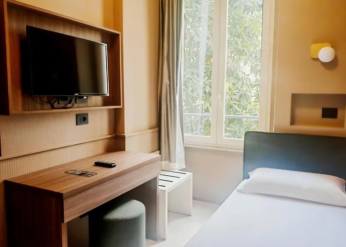 Otel The B Place